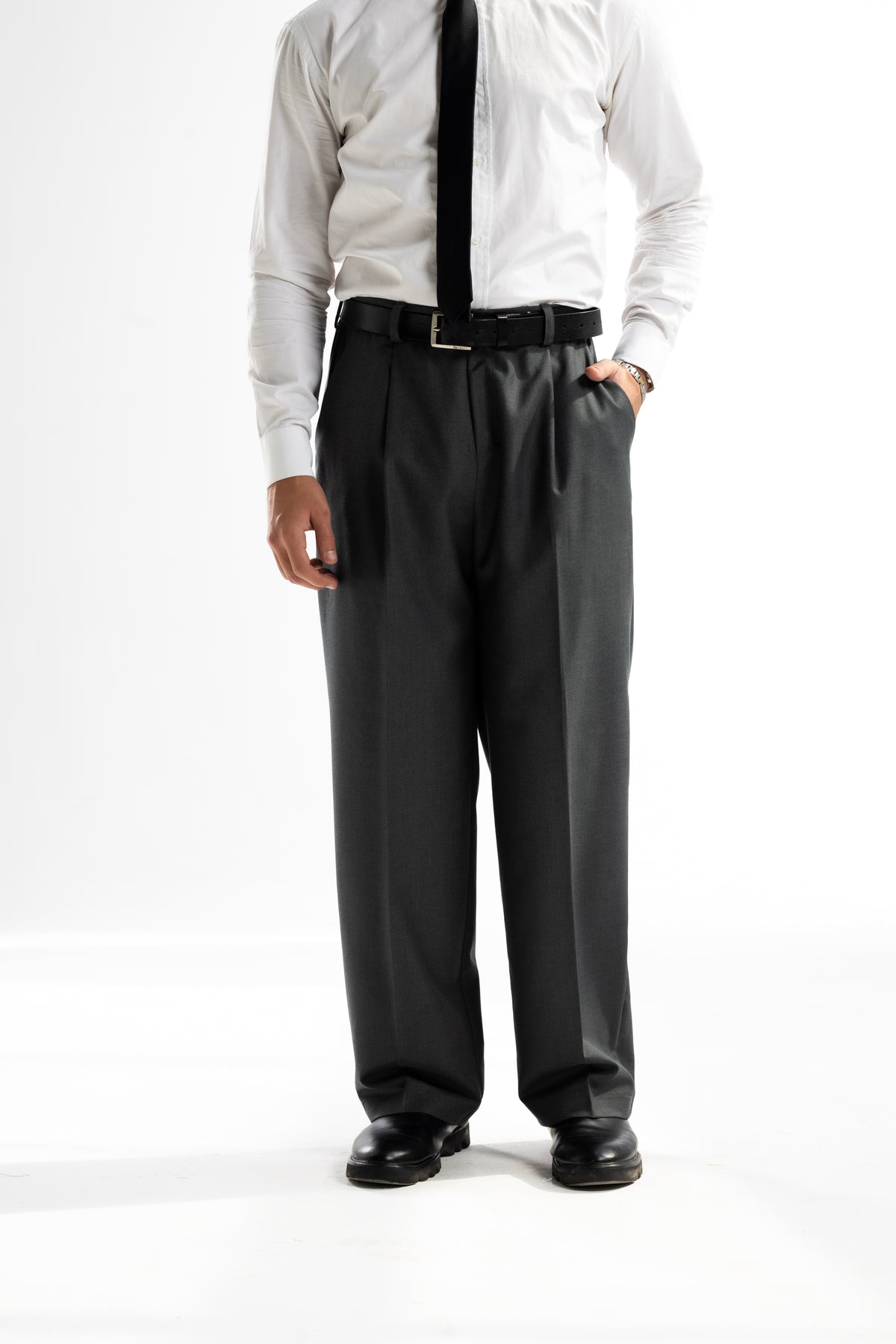 PLEATED TROUSERS | GREY