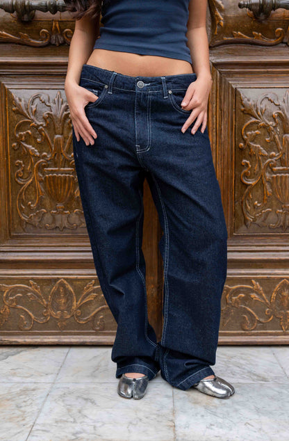 RELAXED-FIT JEANS | RAW
