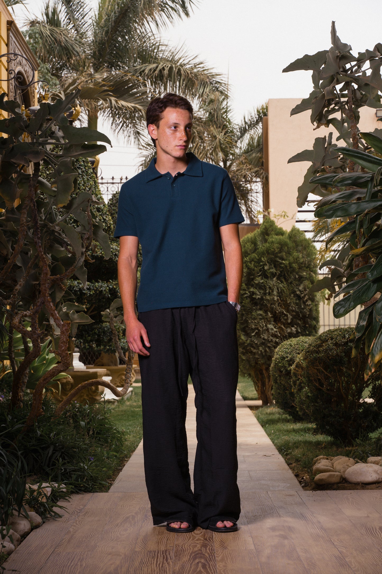 TEXTURED POLO | OLIVE