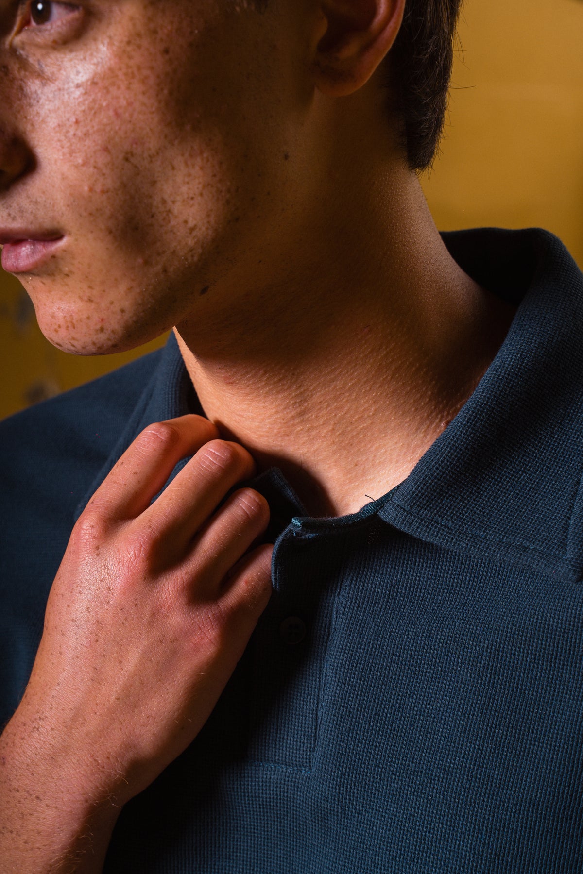TEXTURED POLO | OLIVE