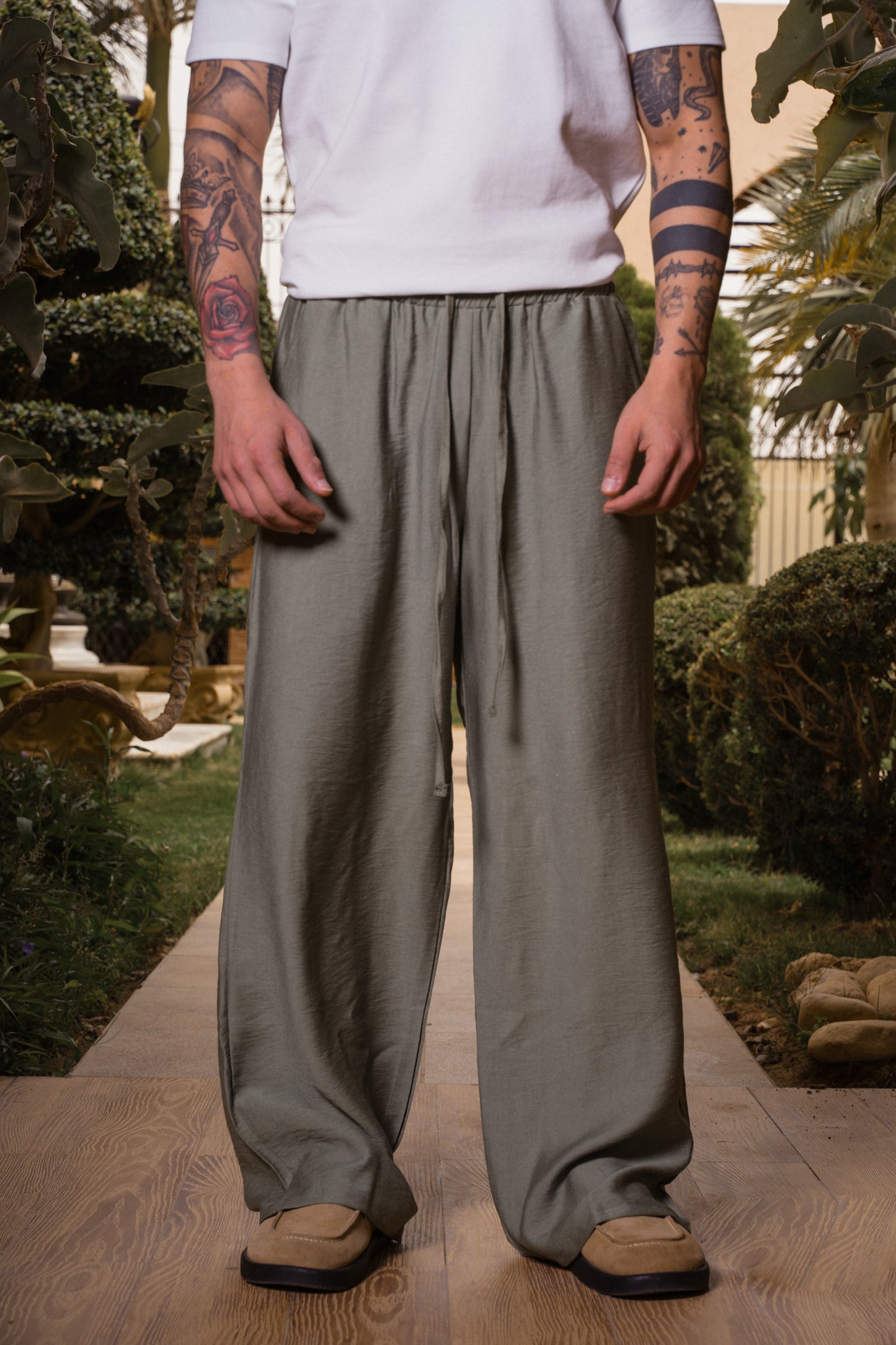 WIDE LINEN | OLIVE