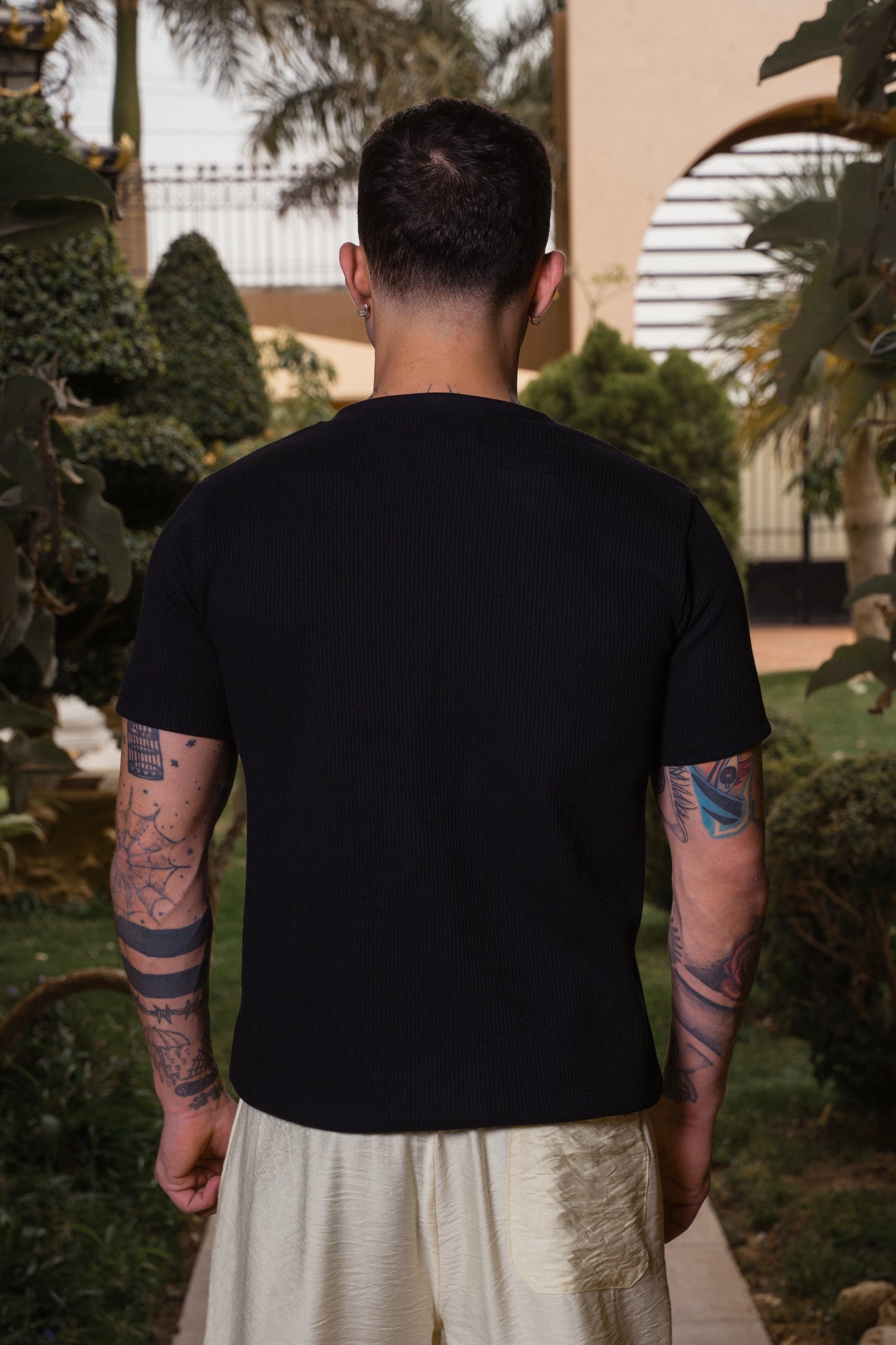 RIBBED T-SHIRT | BLACK